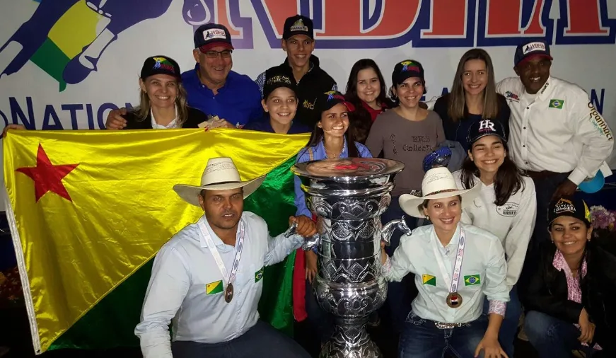Luiz Carlos Bozza & Natália Cargnin Inácio
