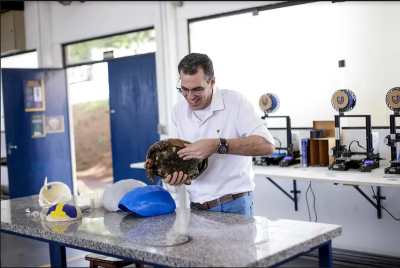 Casco 3D inédito feito para jabuti no HospitalVeterinário de Jaguariúna é destaque na mídia nacional