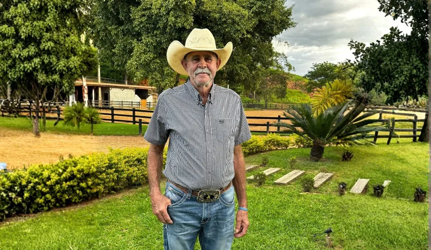 Urias Antônio Barbosa (Tonhão)